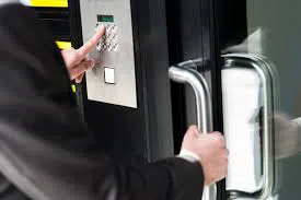 	Flushing Locksmith Service Flushing, NY 718-673-6561